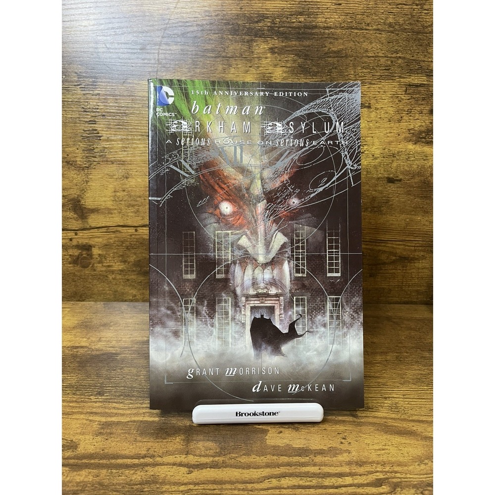 BATMAN ARKHAM ASYLUM: A SERIOUS HOUSE ON SERIOUS EARTH 15th Anniversary Tpb